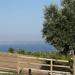 Mavikarga לינה וארוחת בוקר בוזקאדה