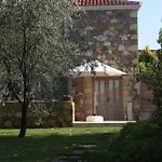 לינה וארוחת בוקר Mavikarga *