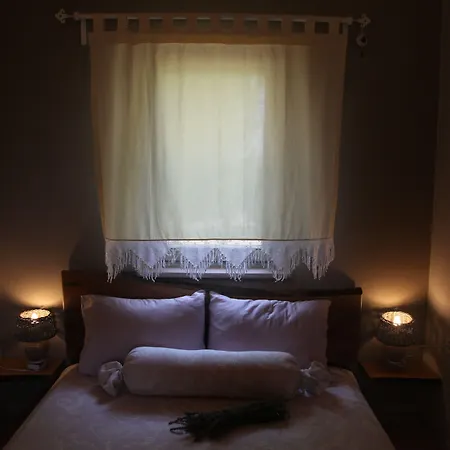 Oda ve Kahvaltı Mavikarga