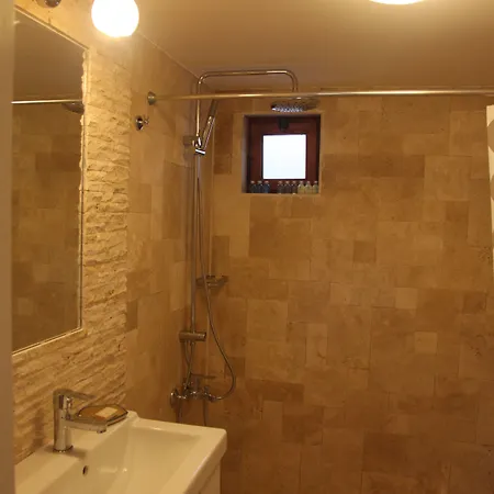 Mavikarga * Bozcaada