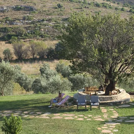 Mavikarga Oda ve Kahvaltı Bozcaada