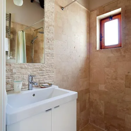 Oda ve Kahvaltı Mavikarga Bozcaada