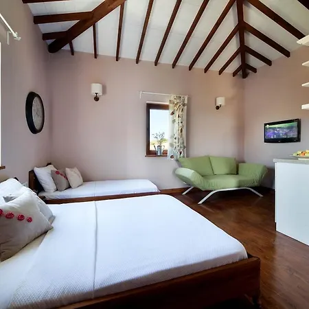 Mavikarga Bed & Breakfast *